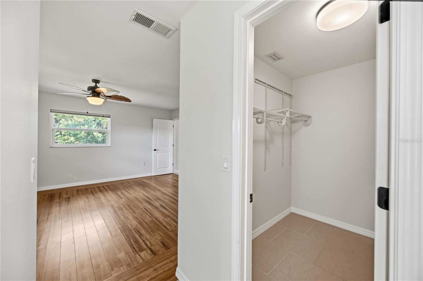 2317 GOYA DR — photo 32