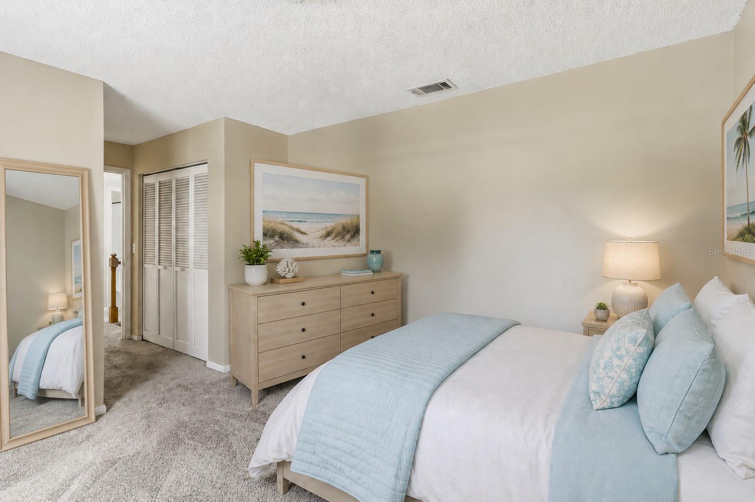 302 BLOOMINGFIELD DR — photo 42