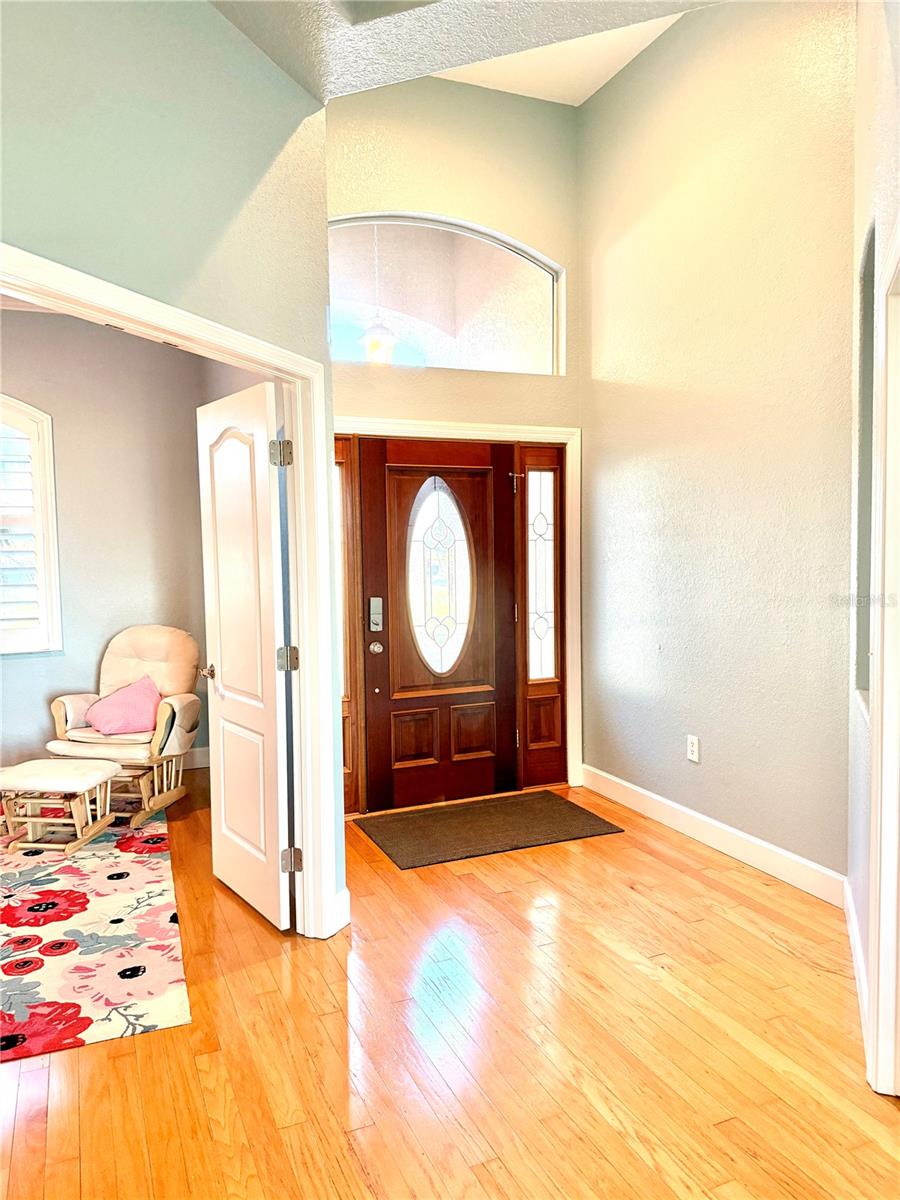 2008 N POINTE ALEXIS DR — photo 2