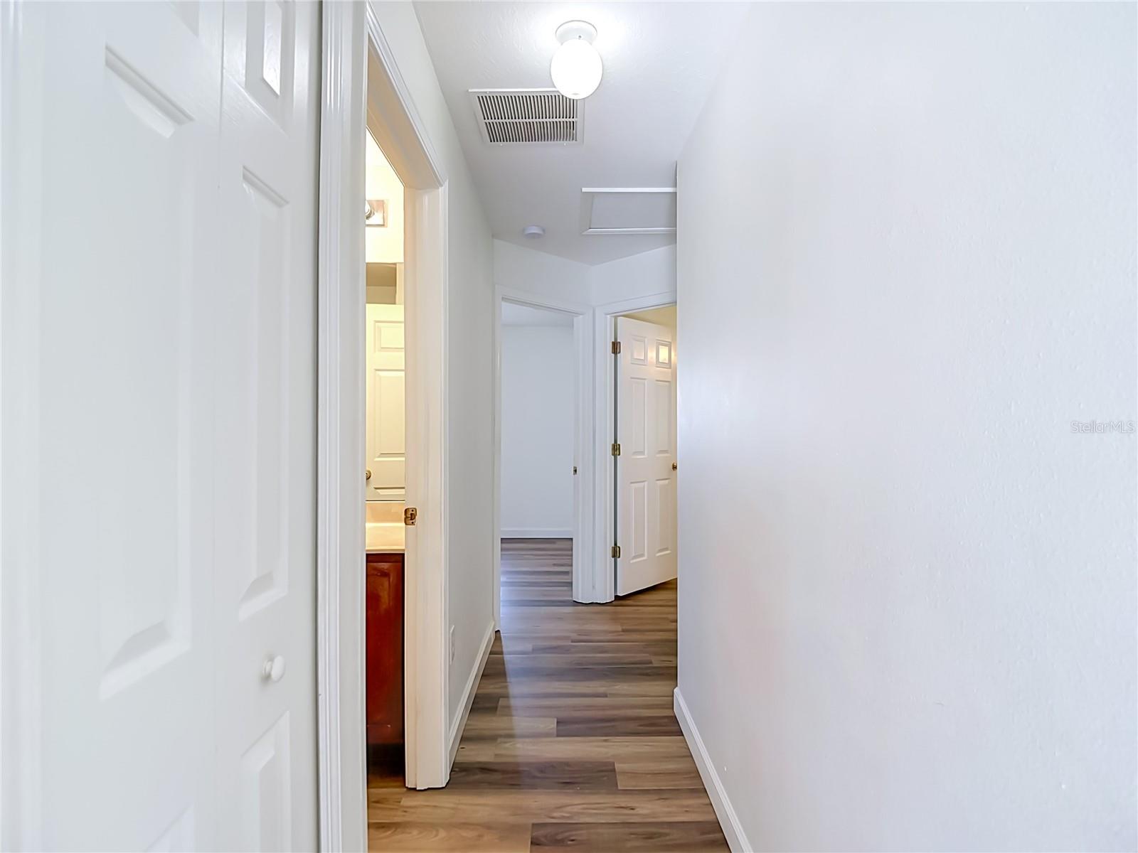 4751 BARCHETTA — photo 43