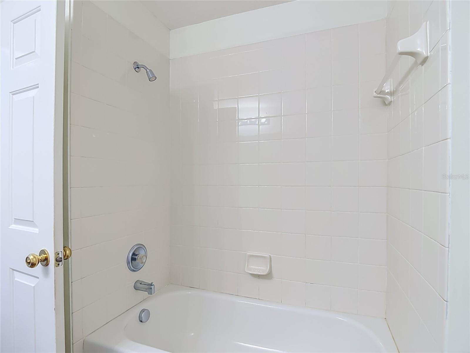 4751 BARCHETTA — photo 60