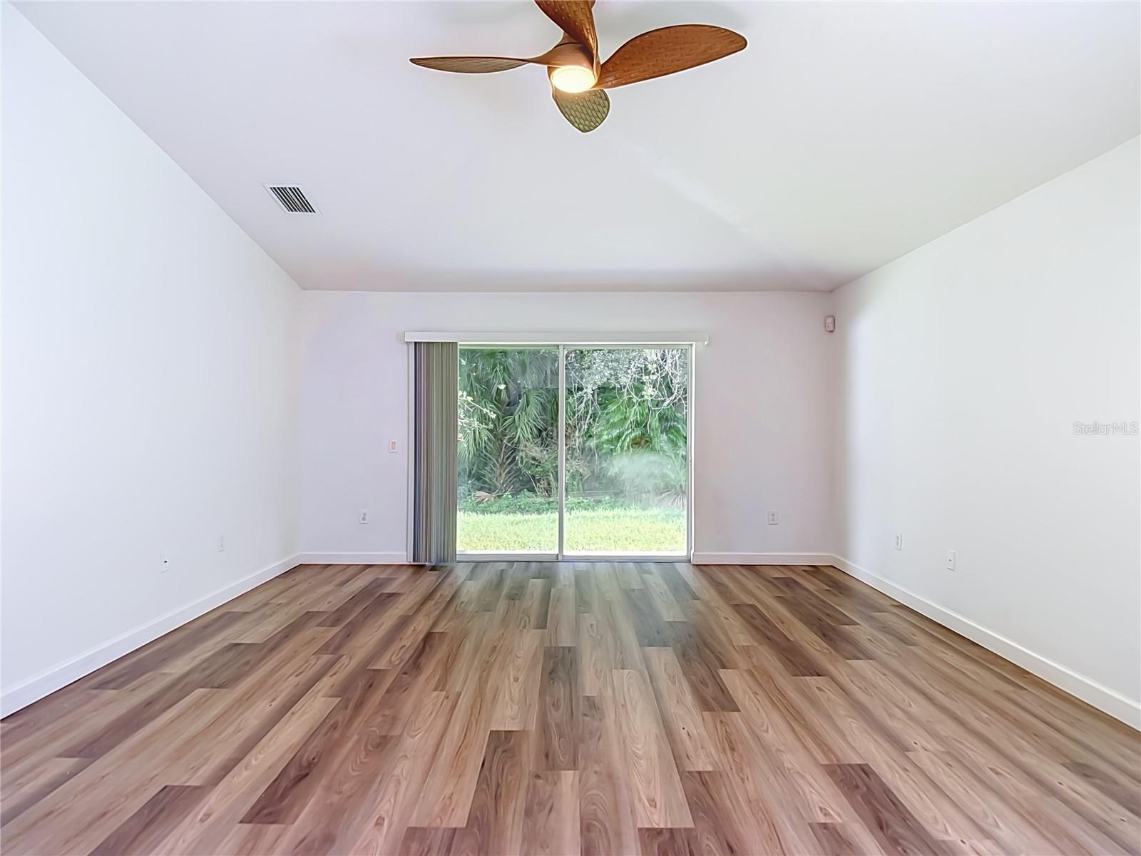 4751 BARCHETTA — photo 39