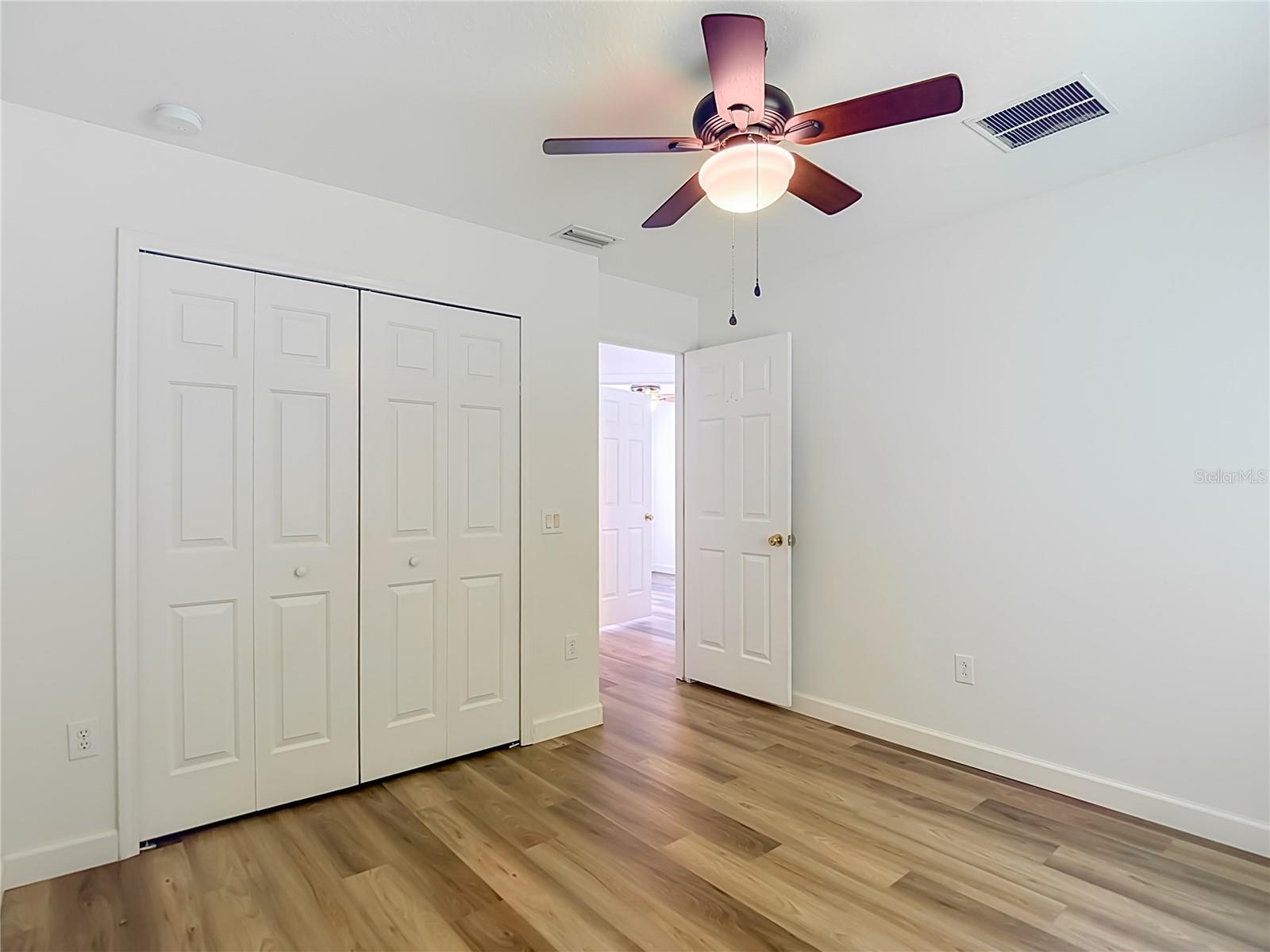 4751 BARCHETTA — photo 46