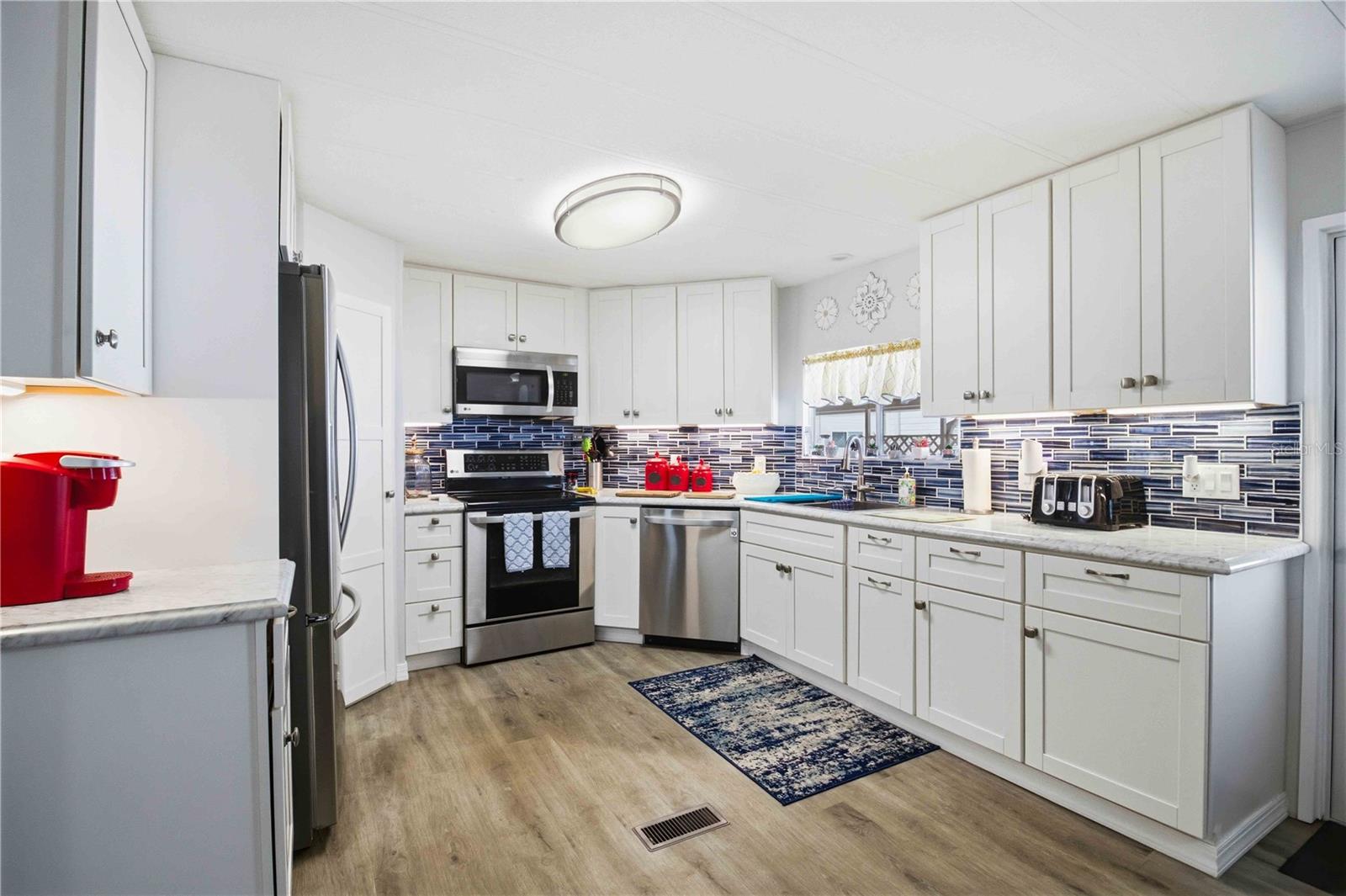 2107 PALMA SOLA BLVD #10 — photo 9