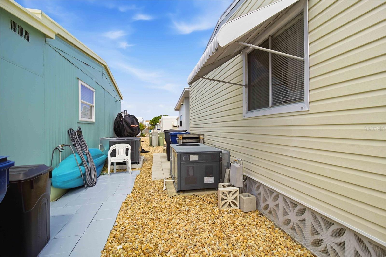 2107 PALMA SOLA BLVD #10 — photo 37
