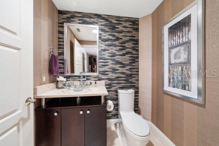 11 BAYMONT ST #1006 — photo 26