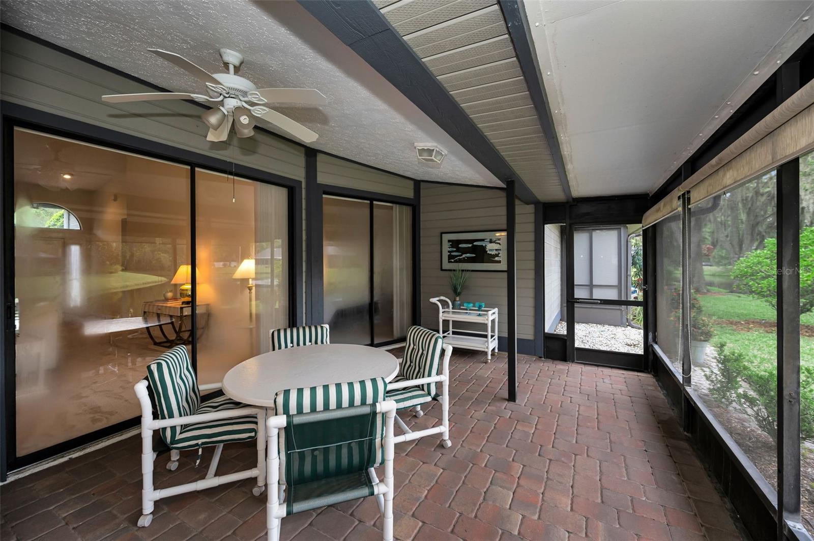 900 LUCAS LN — photo 18