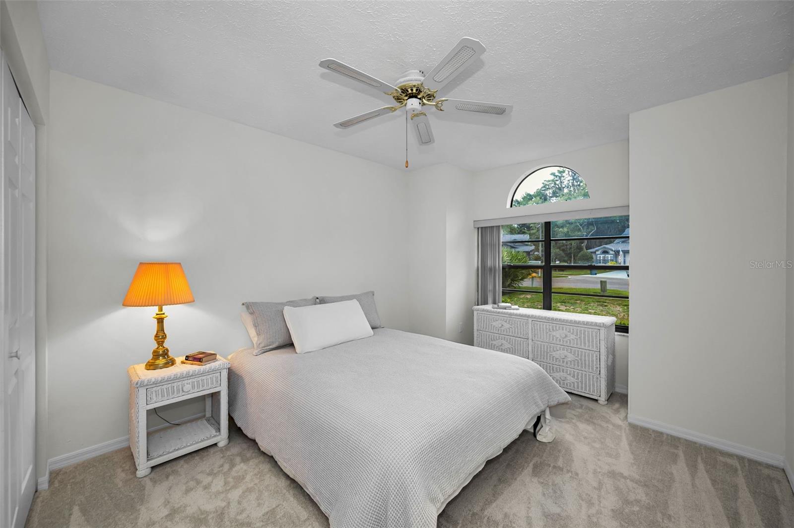 900 LUCAS LN — photo 15