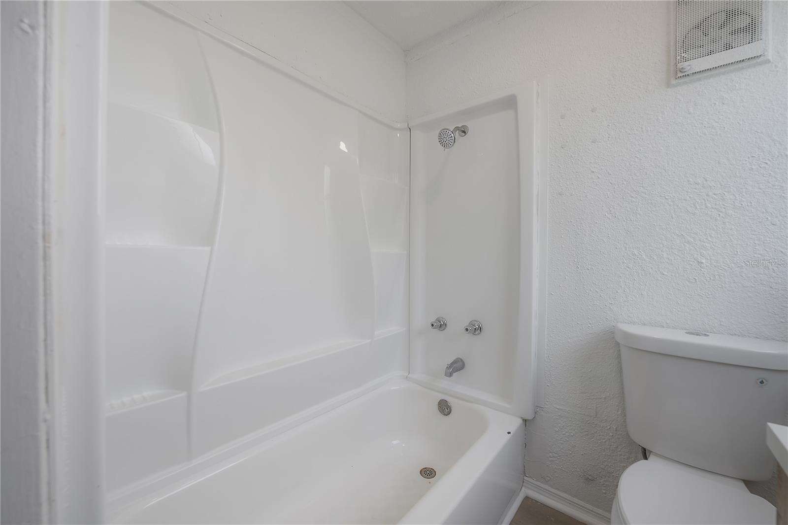 1918 E 21ST AVE — photo 16