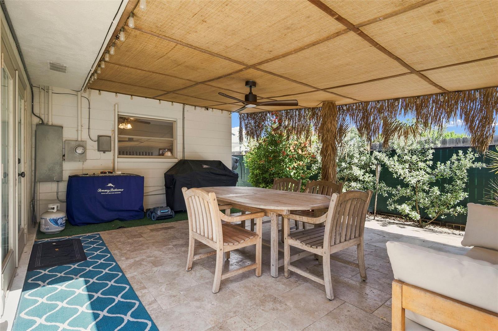 3947 HUNTINGTON ST NE — photo 44