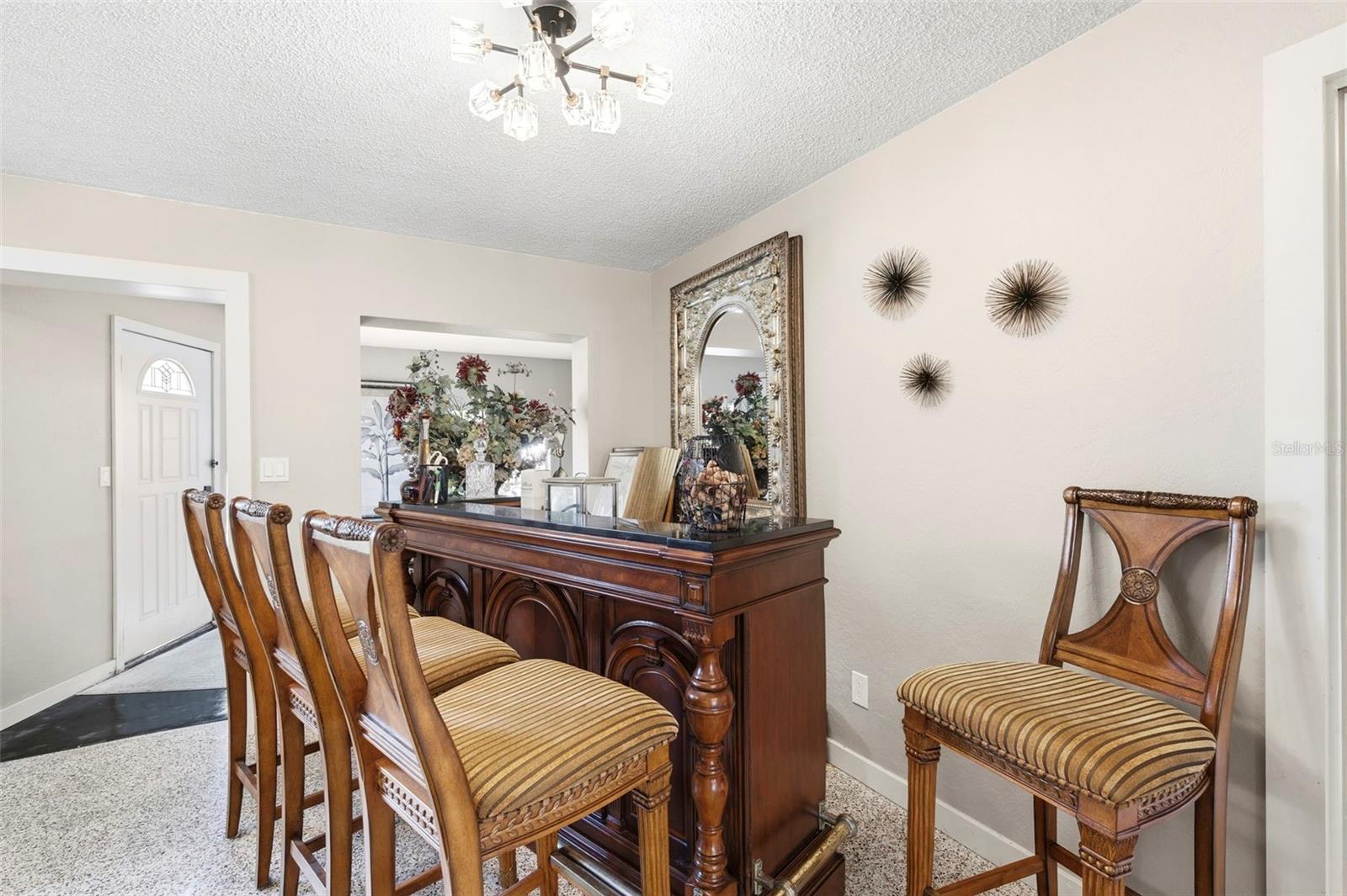 3947 HUNTINGTON ST NE — photo 16