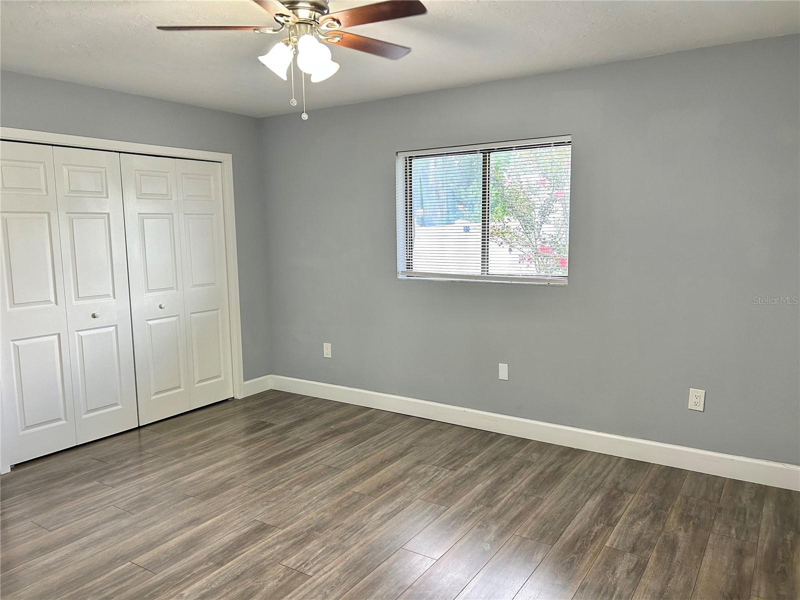 4633 BROOKSDALE DR — photo 22