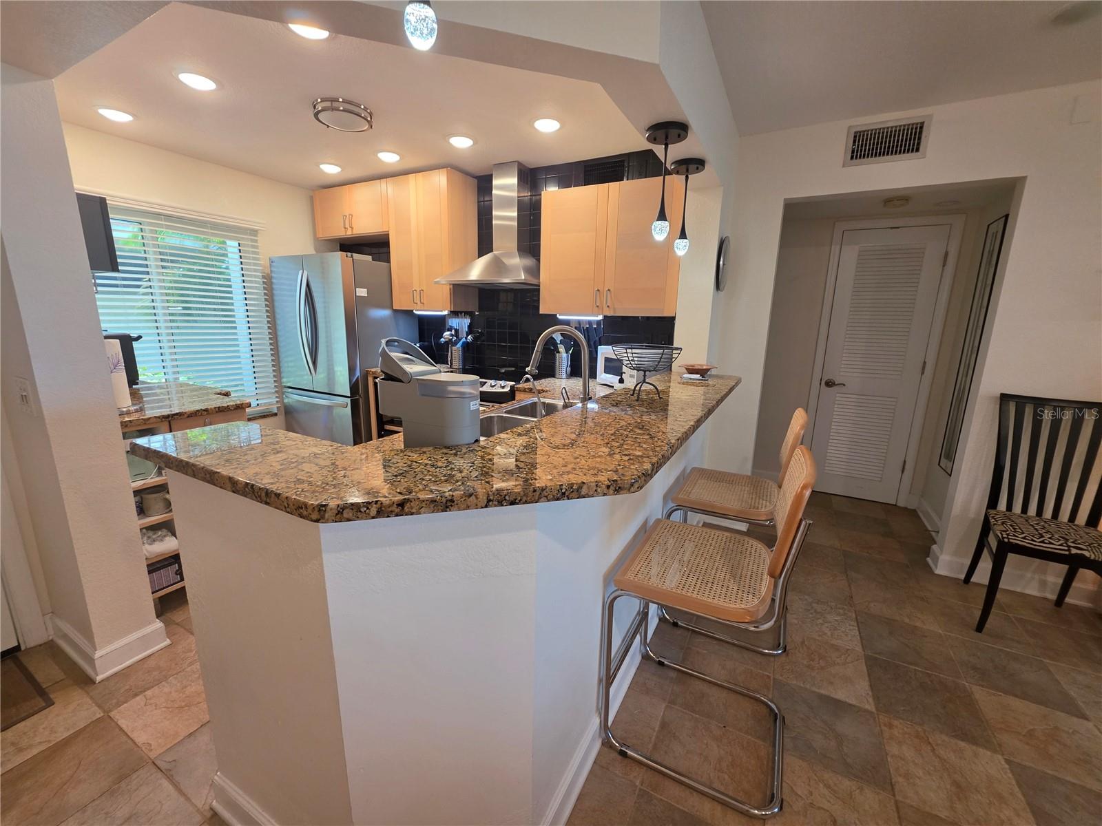 6295 BAHIA DEL MAR CIR #111 — photo 9