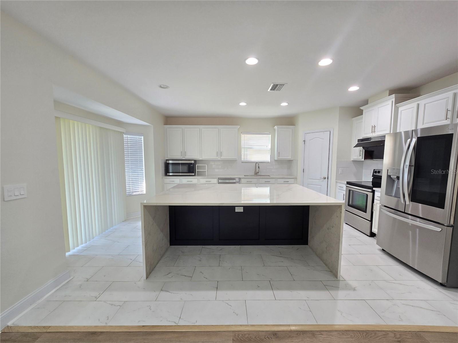 7855 TUSCANY WOODS DR — photo 9