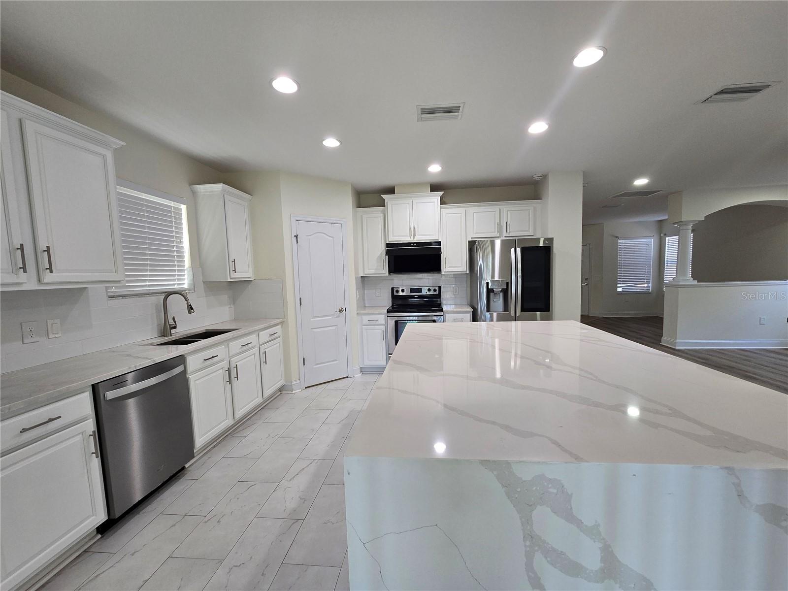 7855 TUSCANY WOODS DR — photo 13