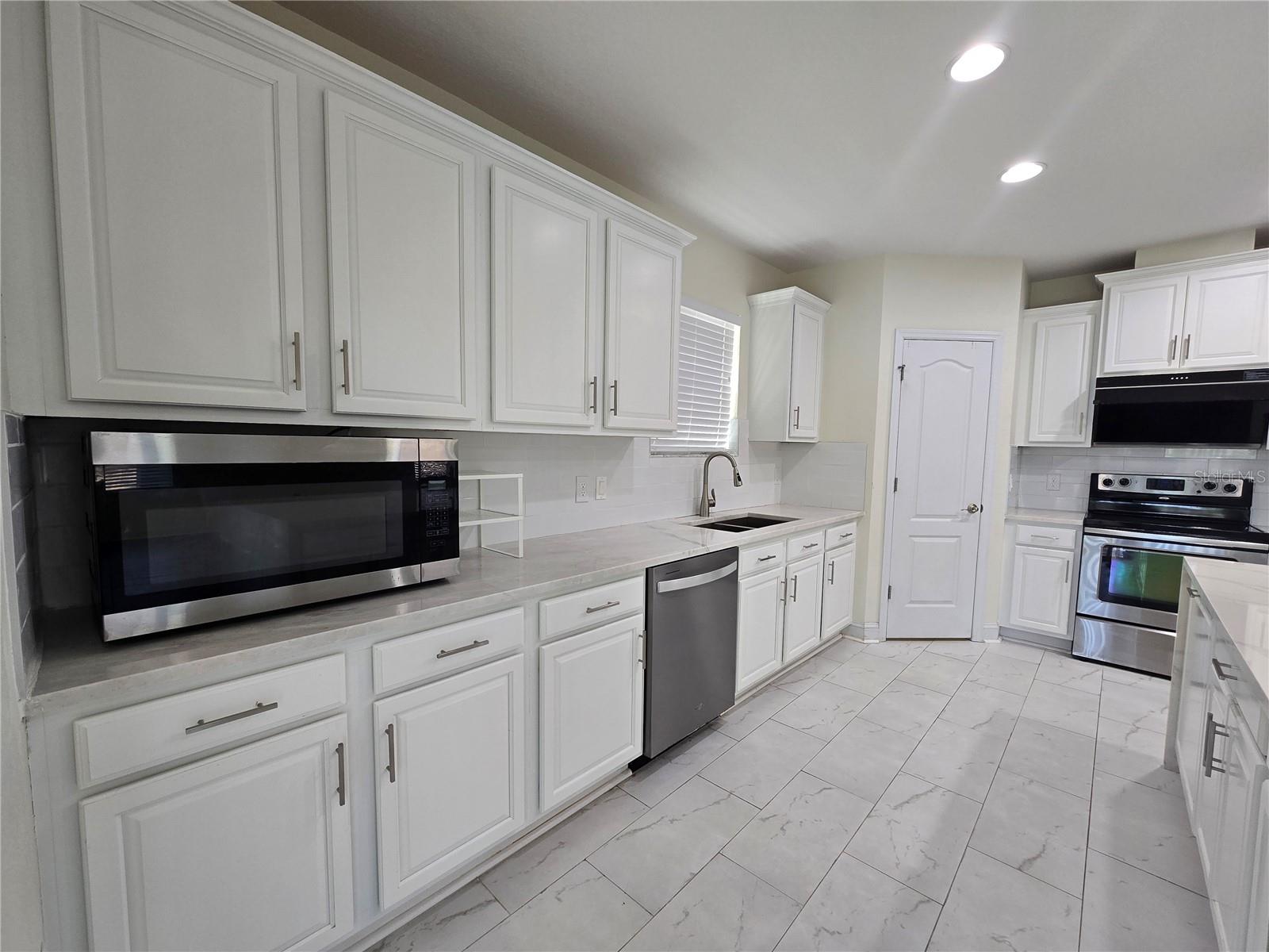 7855 TUSCANY WOODS DR — photo 15