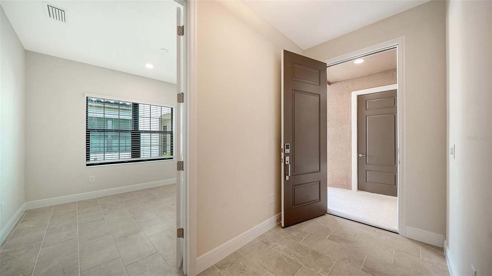 264 ALTAMURA CIR — photo 32