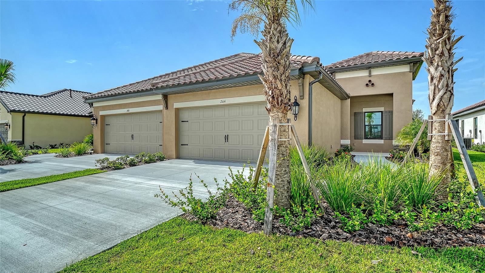 264 ALTAMURA CIR — photo 2