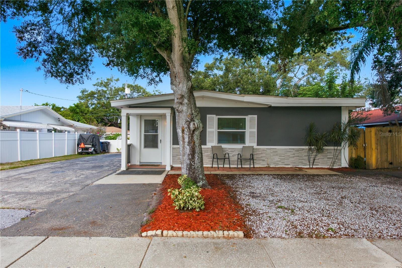 536 PATRICIA AVE — photo 25