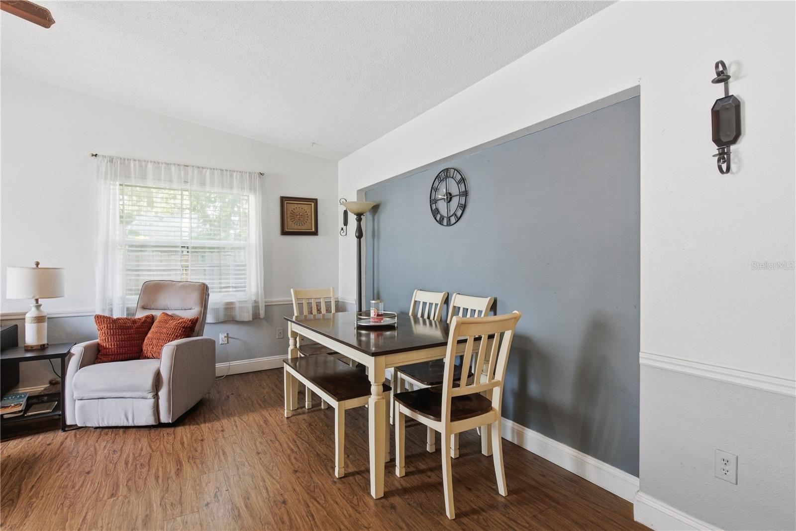 536 PATRICIA AVE — photo 11