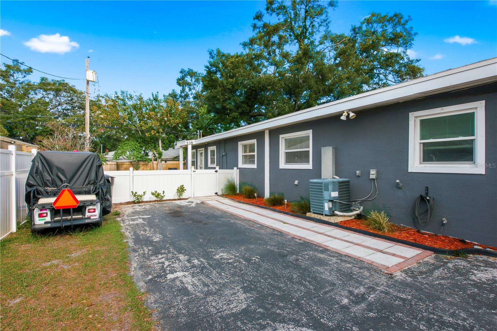 536 PATRICIA AVE — photo 4