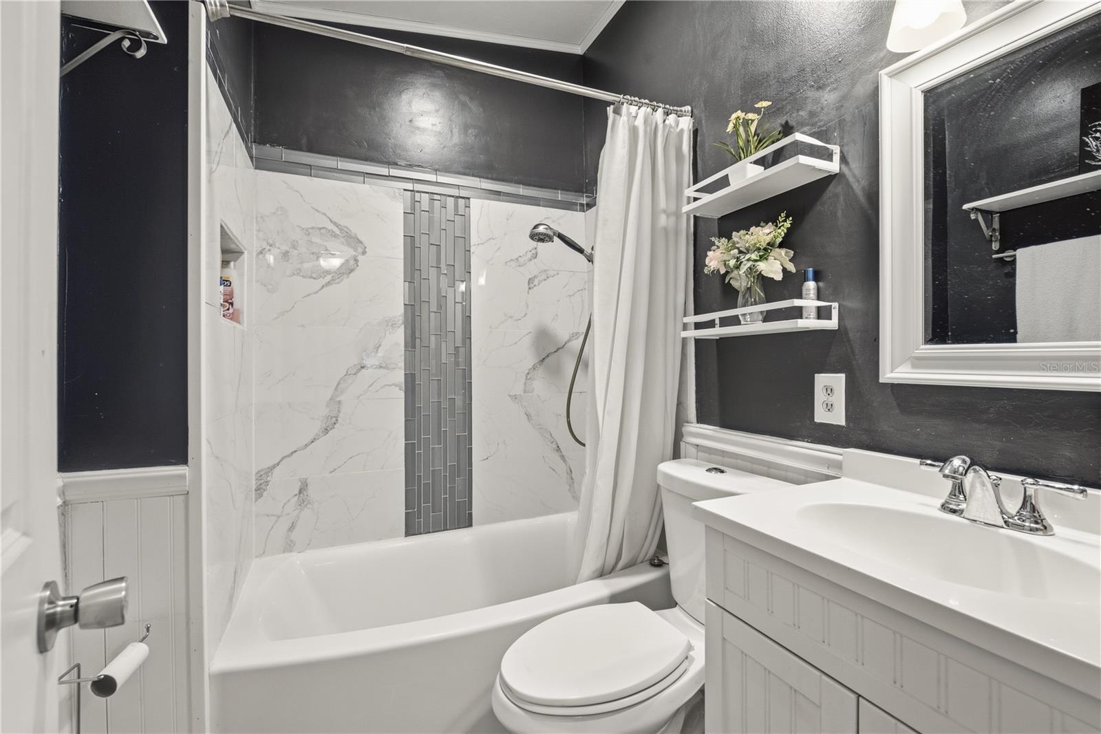 536 PATRICIA AVE — photo 19