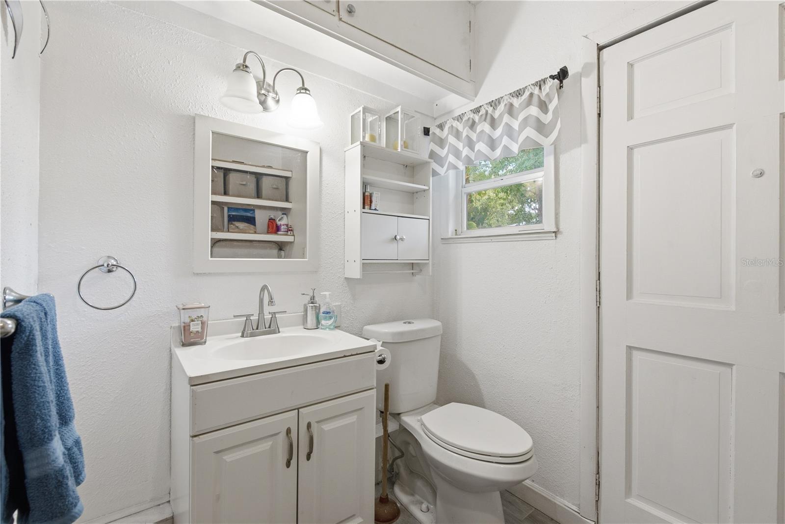 536 PATRICIA AVE — photo 22