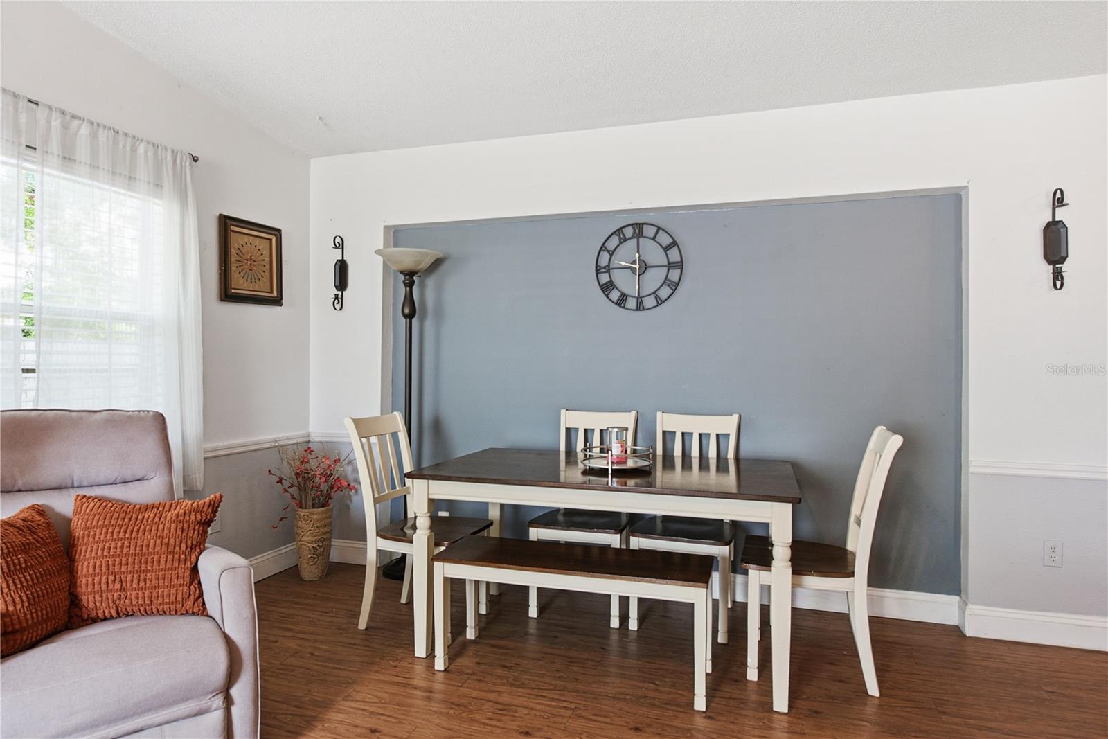 536 PATRICIA AVE — photo 10