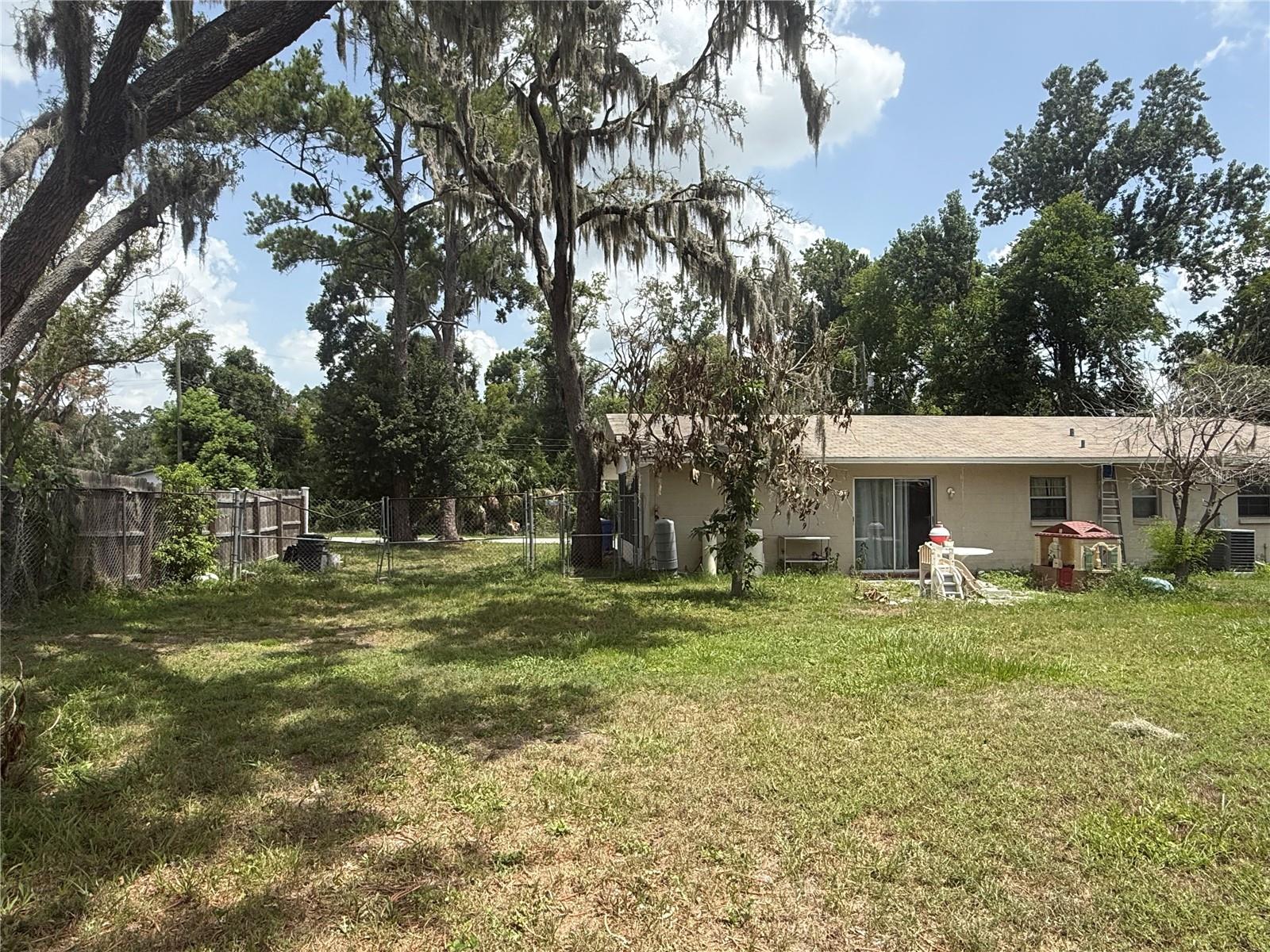 11129 ROBERTS LN — photo 9