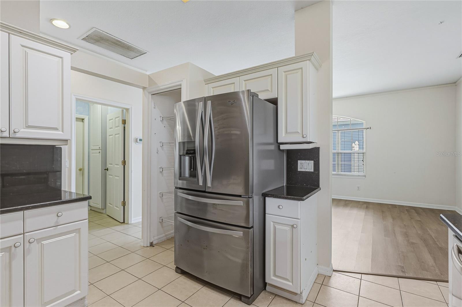 6305 ROCK CREEK CIR — photo 15