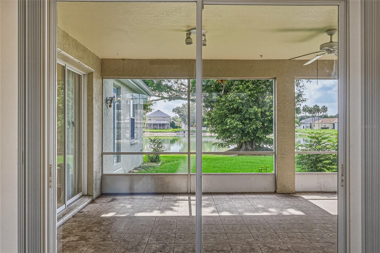 6305 ROCK CREEK CIR — photo 32