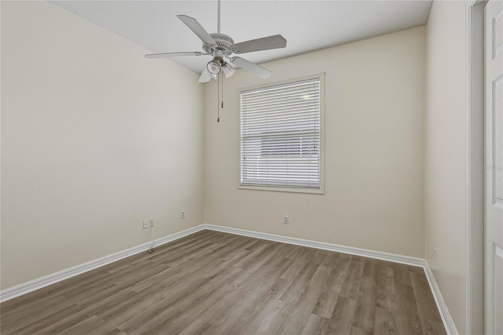6305 ROCK CREEK CIR — photo 27