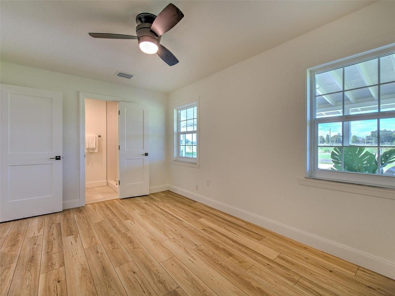 4608 HOLBROOK RD — photo 30
