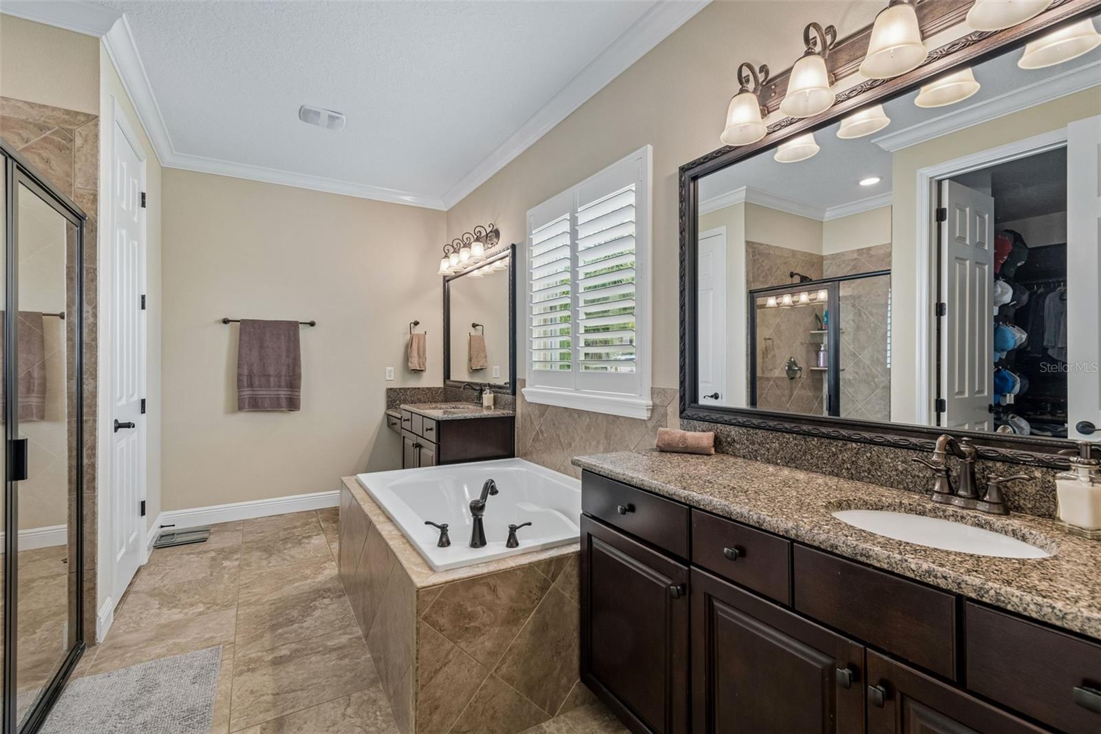 1804 BELLA CASA CT — photo 38