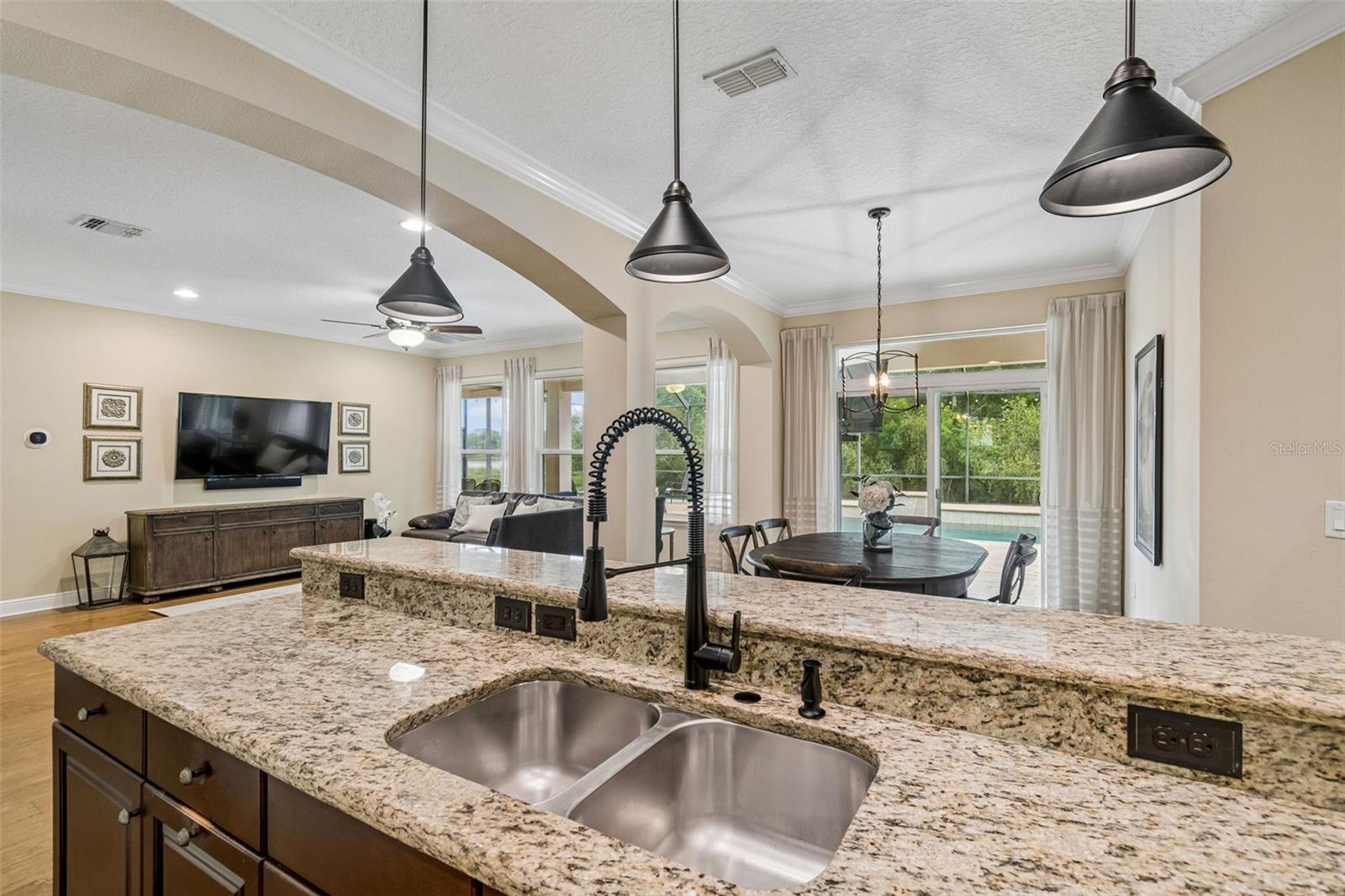 1804 BELLA CASA CT — photo 23