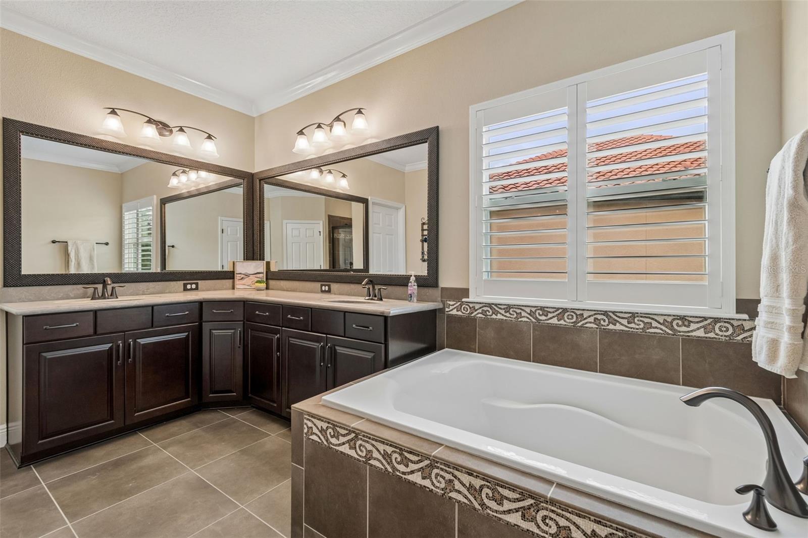 1804 BELLA CASA CT — photo 57