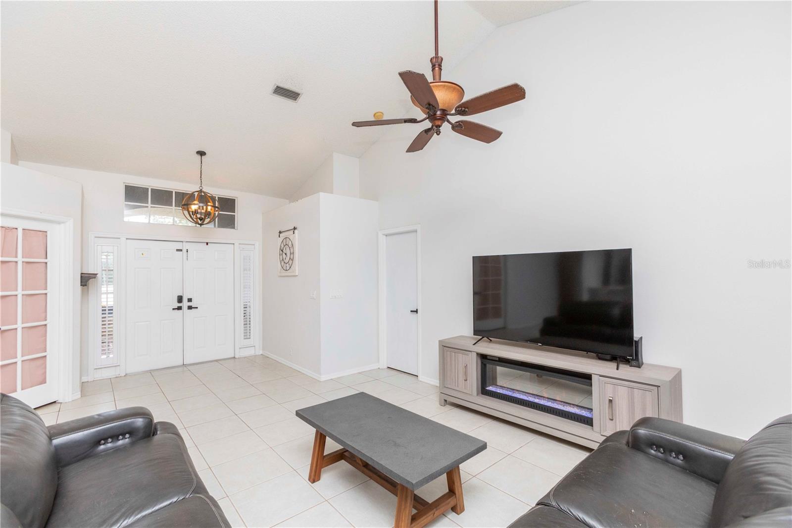 7201 FORESTEDGE CT — photo 15