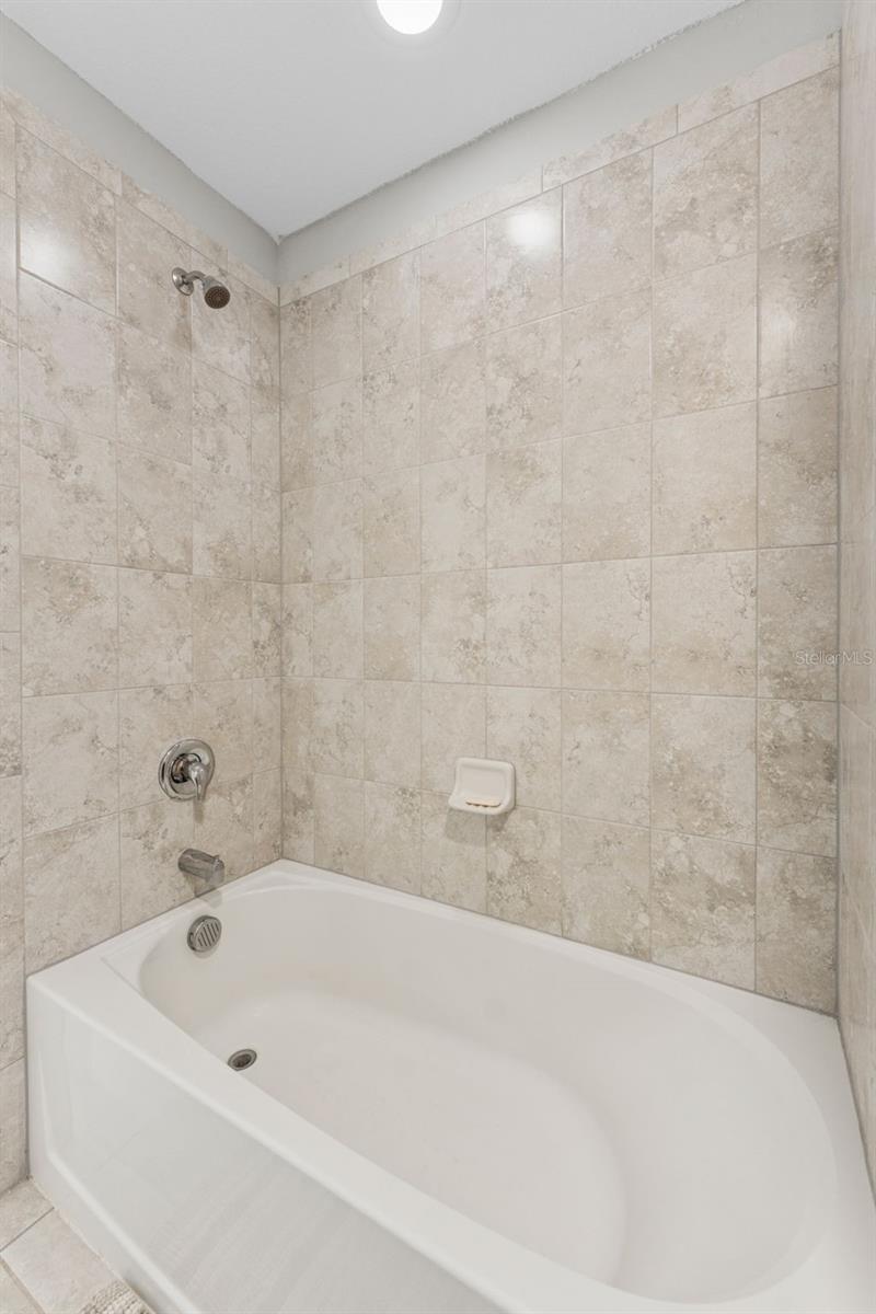 3047 ADAMS CROSS DR — photo 24