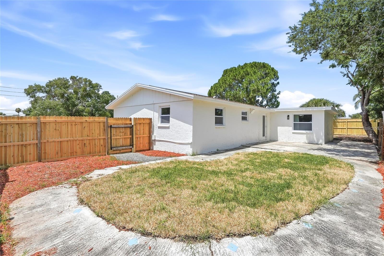 1004 IDLEBRIAR WAY — photo 24