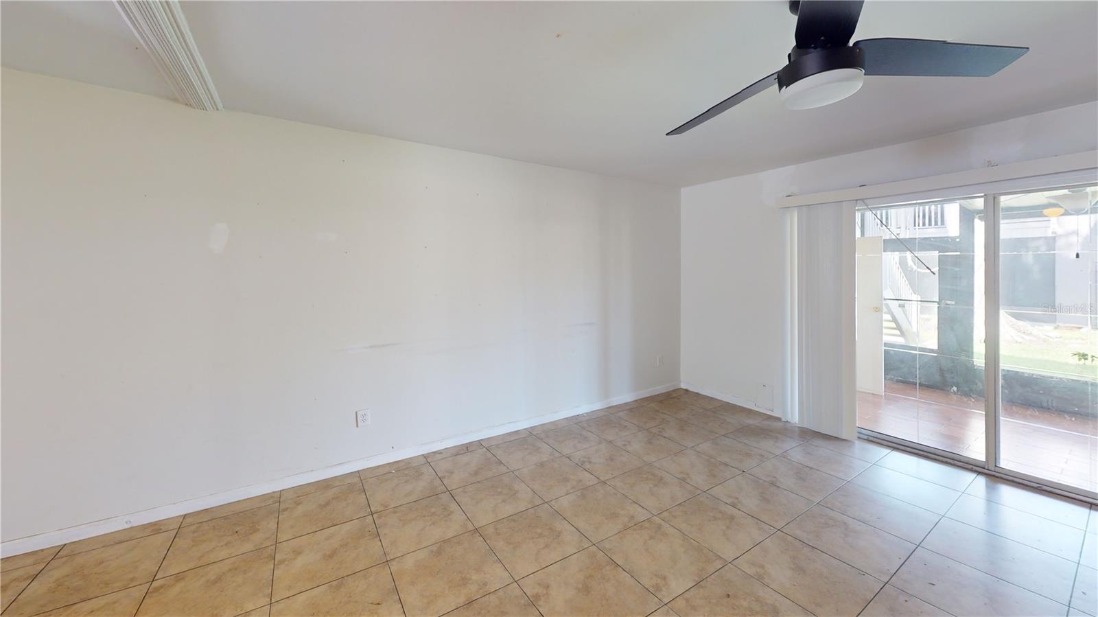 4030 CORTEZ DR #B — photo 3