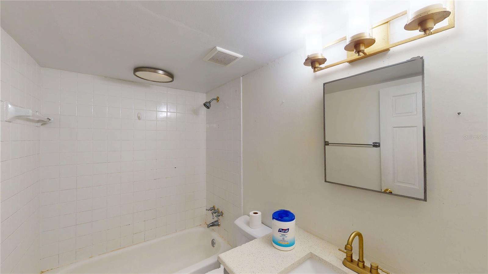 4030 CORTEZ DR #B — photo 5