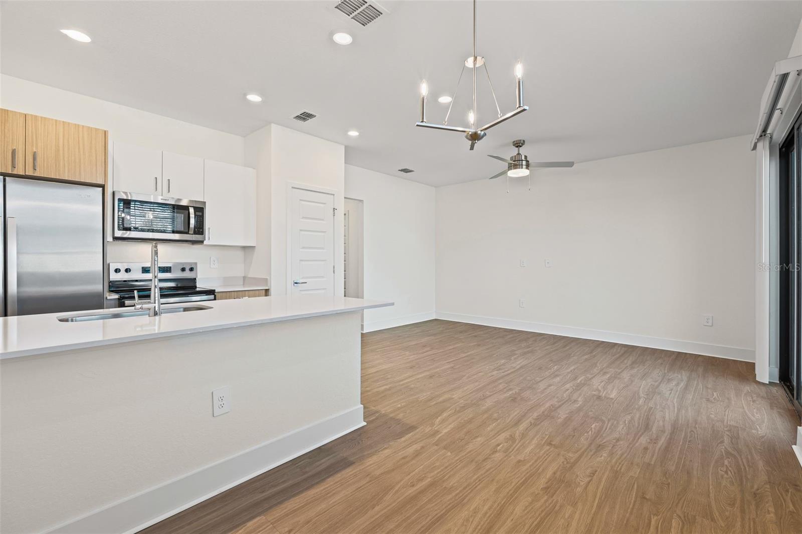 14515 STELLAR PL — photo 18