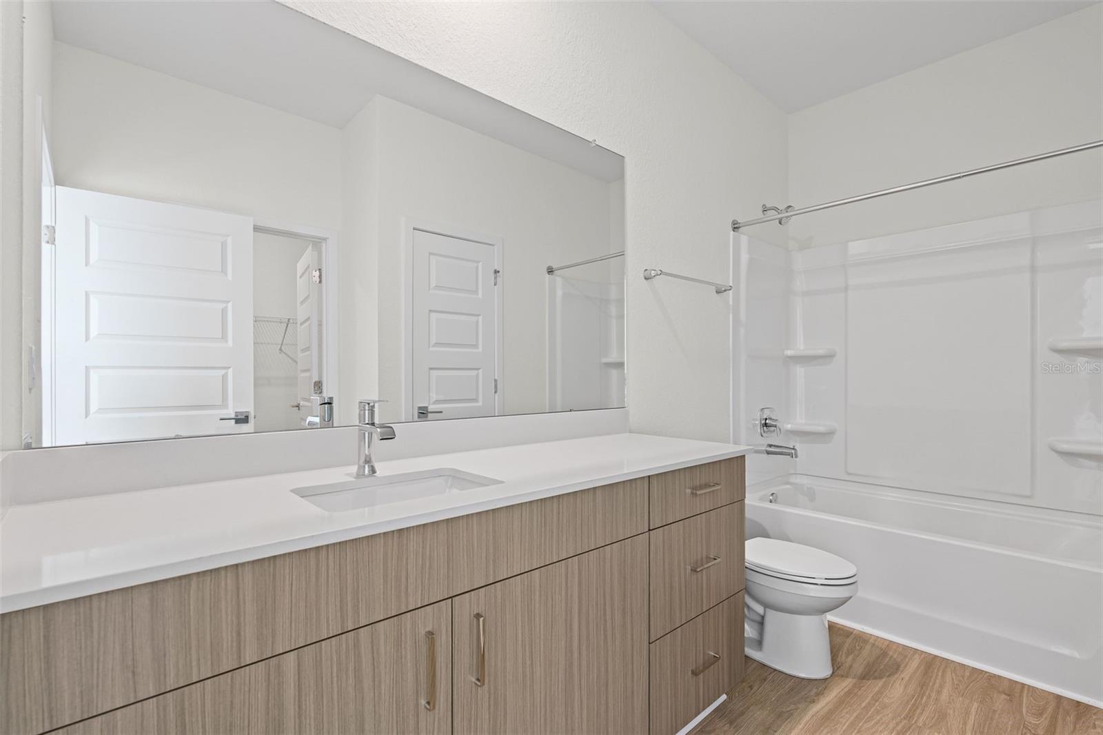 14515 STELLAR PL — photo 33