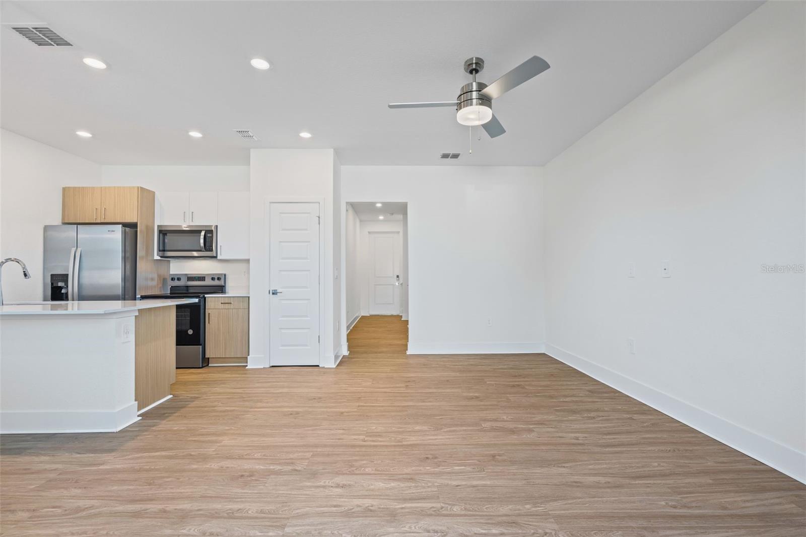 14515 STELLAR PL — photo 10