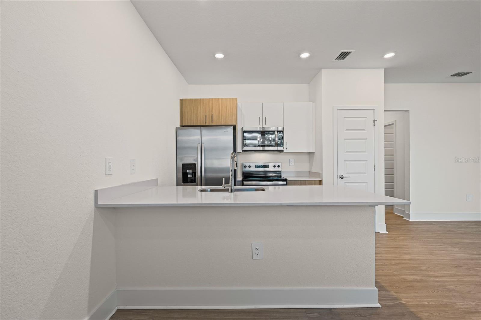 14515 STELLAR PL — photo 17