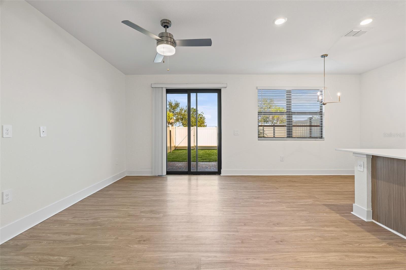14515 STELLAR PL — photo 8