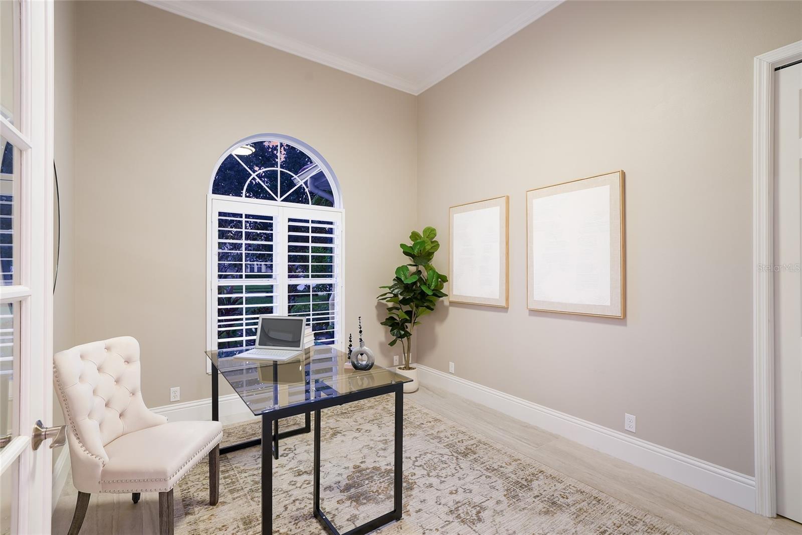 8122 LONE TREE GLN — photo 31