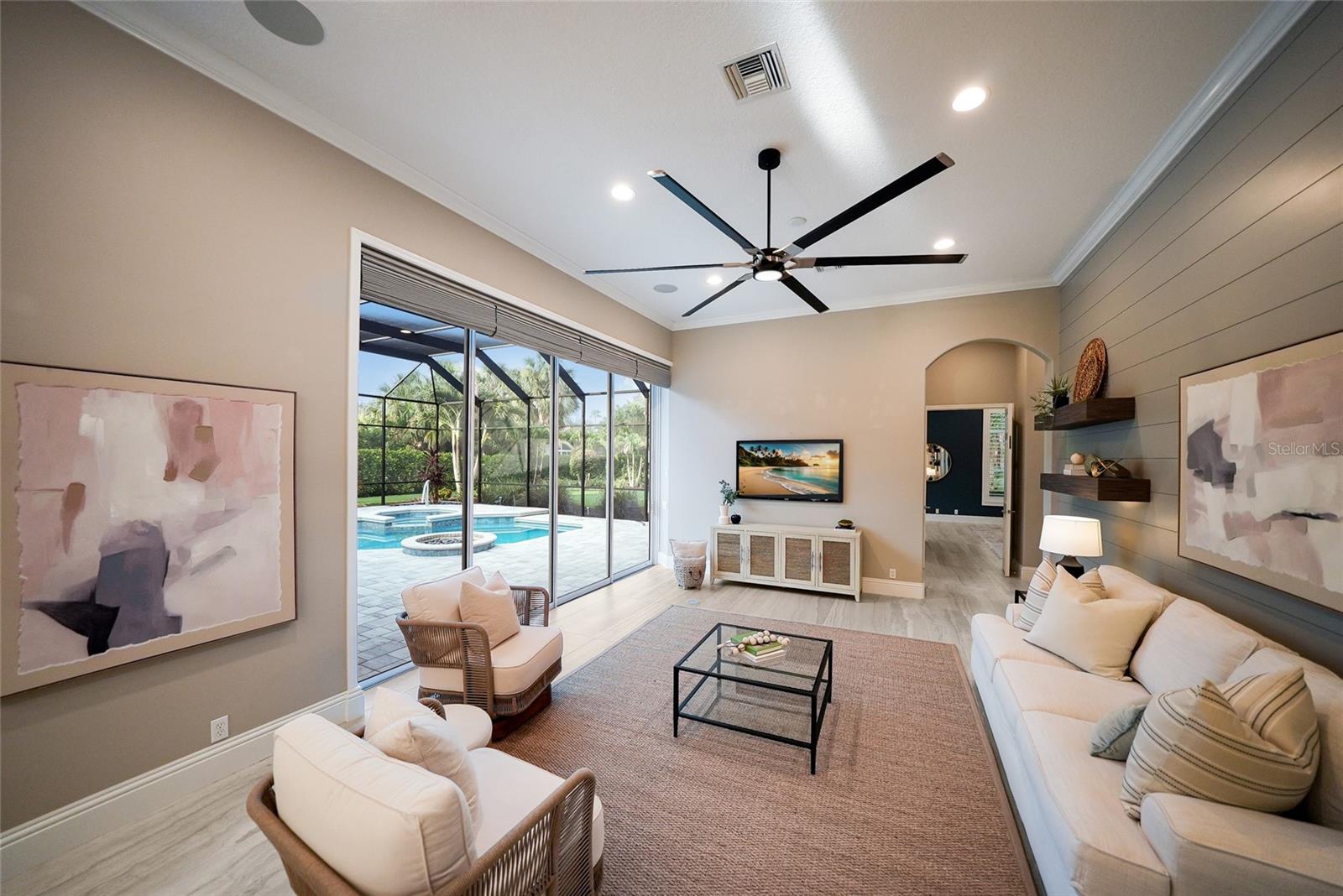 8122 LONE TREE GLN — photo 17