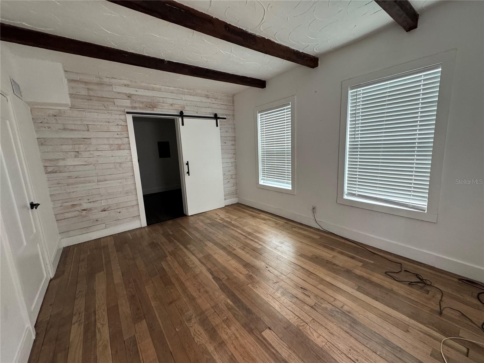 812 TROPICAL DR — photo 20