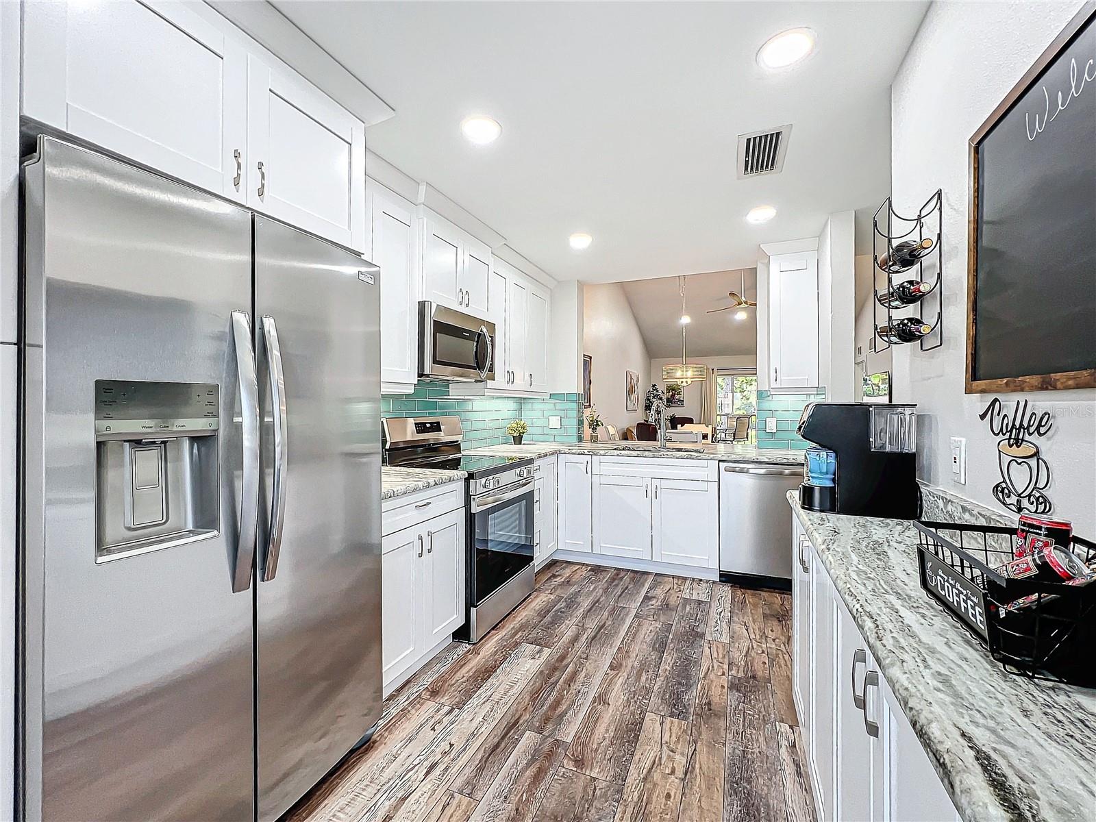 1407 PINE LAKE DR #7 — photo 23